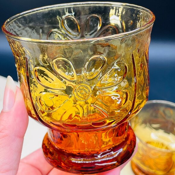 Vintage 70s Libbey Amber Glass COUNTRY GARDEN Goblet- Set of 2: Retro Barware - Picture 4 of 7